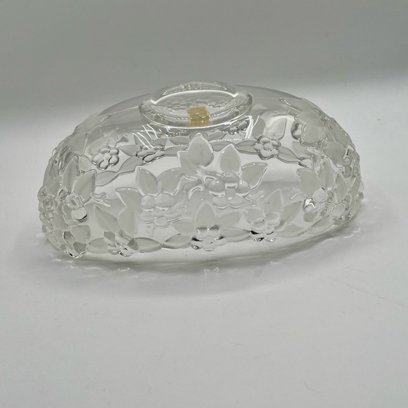 Elegant Clear Floral Glass Bowl Mikasa Germany - Picture 8 of 13